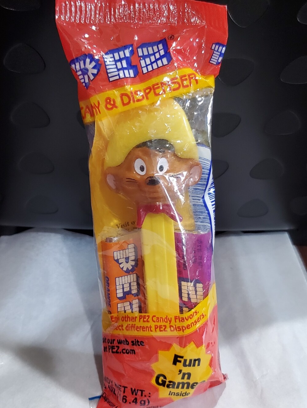 Vintage 1993 Looney Tunes Speedy Gonzales PEZ Dispenser - MOC Sealed Gonzalez